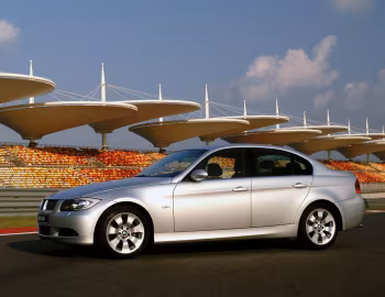 BMW 325i Sedan [Worldwide] (E90) '2005–08