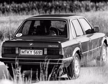 BMW 325i Sedan (E30) '1984–91