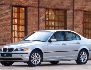 BMW 325i [South Africa] (E46/4) '2001–05