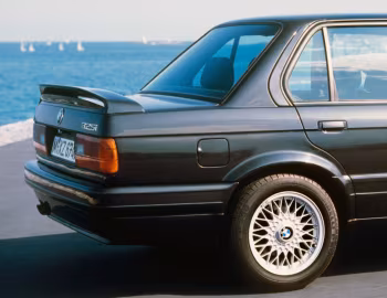 BMW 325i Sedan M-Technik II (E30) '1988–91