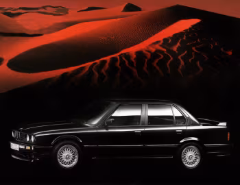 BMW 325i Sedan M-Technik II (E30) '1988–91