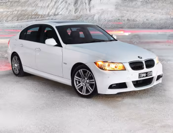 BMW 325i Sedan M Sport Package [Australia] (E90) '2011
