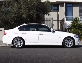 BMW 325i Sedan M Sport Package [Australia] (E90) '2011