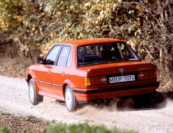 BMW 325iX Sedan (E30) '09.1987–04.1991