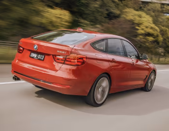 BMW 328i Gran Turismo Sport Line [Australia] (F34) '2013–16