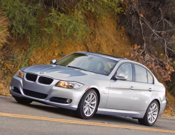 2010–11 BMW 328i Sedan [North America] (E90) '2009–11