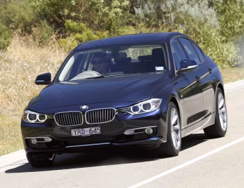 BMW 328i Sedan Modern Line [Australia] (F30) '2012–15