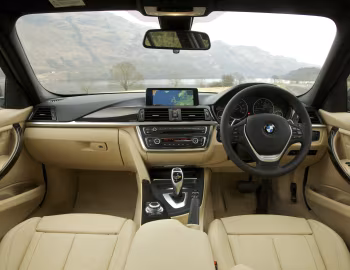 Panel frontal BMW 328i Sedan Luxury Line [UK-spec] (F30) '02.2012–15