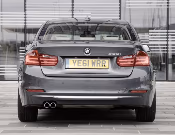 BMW 328i Sedan Modern Line [UK-spec] (F30) '02.2012–15