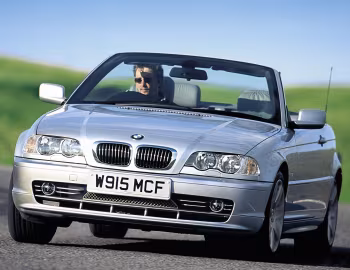 BMW 330Ci Cabrio [UK-spec] (E46) '2000–01