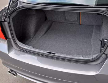 Boot BMW 330d Sedan (E90) '2008–11