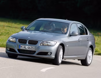 BMW 330d Sedan (E90) '2008–11