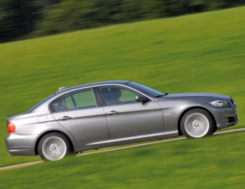 BMW 330d Sedan (E90) '2008–11