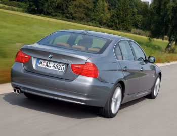 BMW 330d Sedan (E90) '2008–11
