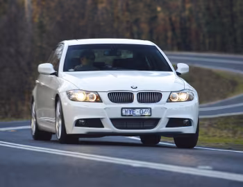 BMW 330d Sedan M Sport Package [Australia] (E90) '2008–11