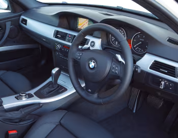 Interior BMW 330d Sedan M Sport Package [Australia] (E90) '2008–11