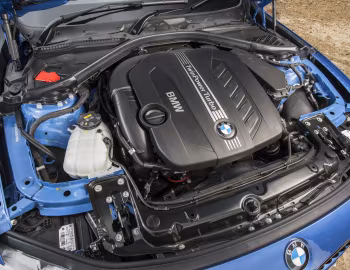 Bajo el capó BMW 330d xDrive Touring M Sport [UK-spec] (F31) '2015–19