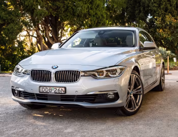 BMW 330e [Australia] (F30) '2016–19