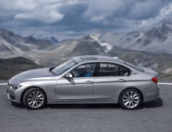 BMW 330e [Worldwide] (F30) '2016–19