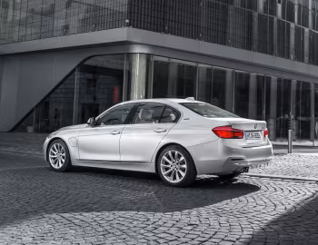BMW 330e [Worldwide] (F30) '2016–19