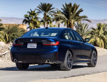 2023–pr. BMW 330e M Sport [North America] (G20) '2022–pr.