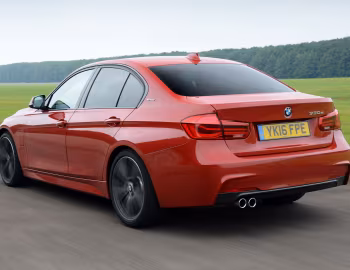 BMW 330e M Sport [UK-spec] (F30) '2016–19