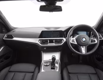 Panel frontal BMW 330e M Sport [UK-spec] (G20) '2019–22