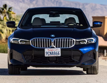 2023–pr. BMW 330e M Sport [North America] (G20) '2022–pr.