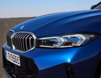 BMW 330e Touring M Sport [Worldwide] (G21) '2022–24