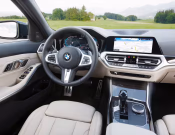Panel frontal BMW 330e xDrive Touring M Sport [Worldwide] (G21) '2019–22