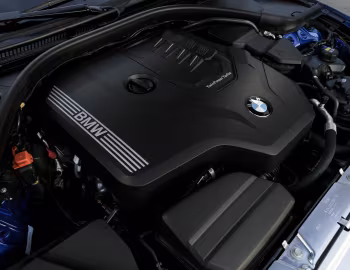 Bajo el capó BMW 330i M Sport [Latam] (G20) '2019–22