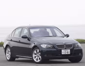 BMW 330i Sedan [Japan] (E90) '2005–08