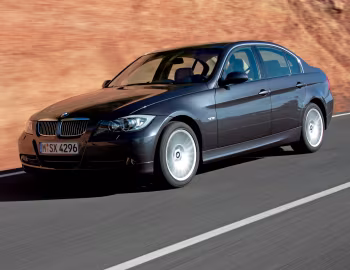 BMW 330i Sedan (E90) '2005–08