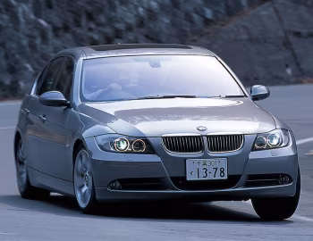 BMW 330i Sedan [Japan] (E90) '2005–08