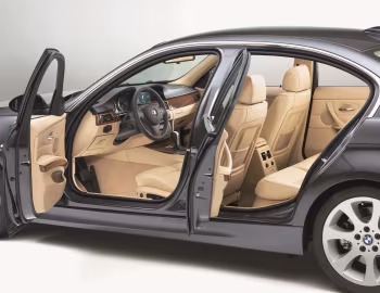 Intérieur BMW 330i Sedan (E90) '2005–08