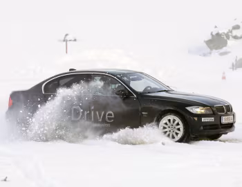 BMW 330xd Sedan (E90) '2005–08