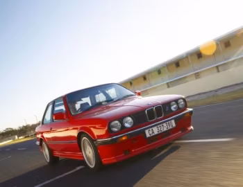 BMW 333i [South Africa] (E30) '08.1985–01.1987
