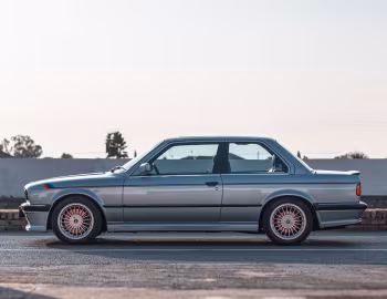 BMW 333i [South Africa] (E30) '08.1985–01.1987