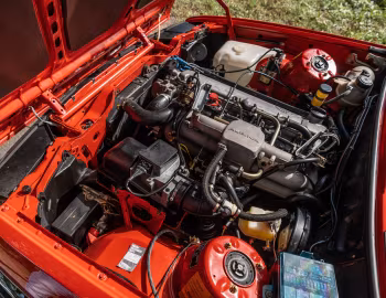 发动机舱 BMW 333i [South Africa] (E30) '08.1985–01.1987