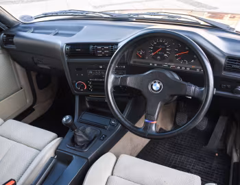 Panel frontal BMW 333i [South Africa] (E30) '08.1985–01.1987