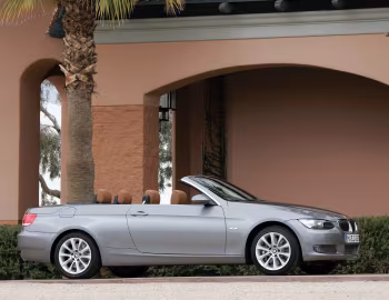 BMW 335i Cabrio [Worldwide] (E93) '2007–10