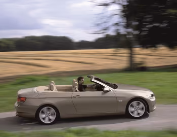 BMW 335i Cabrio [Worldwide] (E93) '2007–10