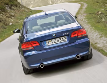 BMW 335i Coupe (E92) '2007–10