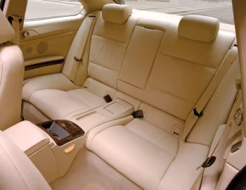 Інтэр'ер 2008–10 BMW 335i Coupe [North America] (E92) '2007–10