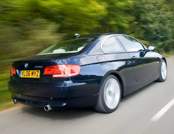 BMW 335i Coupe [UK-spec] (E92) '2007–10