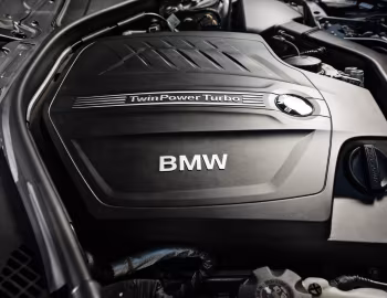 Bajo el capó BMW 335i Gran Turismo Luxury Line AT [Worldwide] (F34) '2013–16