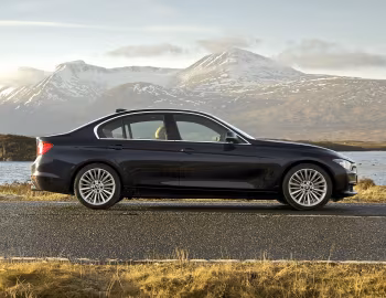 BMW 335i Sedan Luxury Line [UK-spec] (F30) '02.2012–15