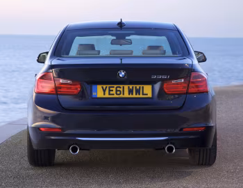 BMW 335i Sedan Luxury Line [UK-spec] (F30) '02.2012–15