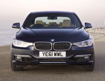 BMW 335i Sedan Luxury Line [UK-spec] (F30) '02.2012–15
