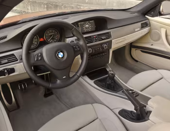 Интерьер 2011–13 BMW 335is Coupe [North America] (E92) '2010–13